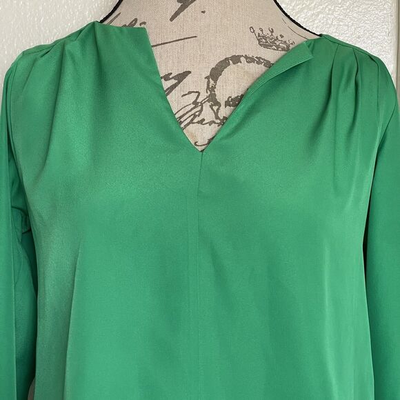 Collective Concepts Blouse Popover Pintuck Pleated Size XS Green V Neckline - Picture 4 of 13